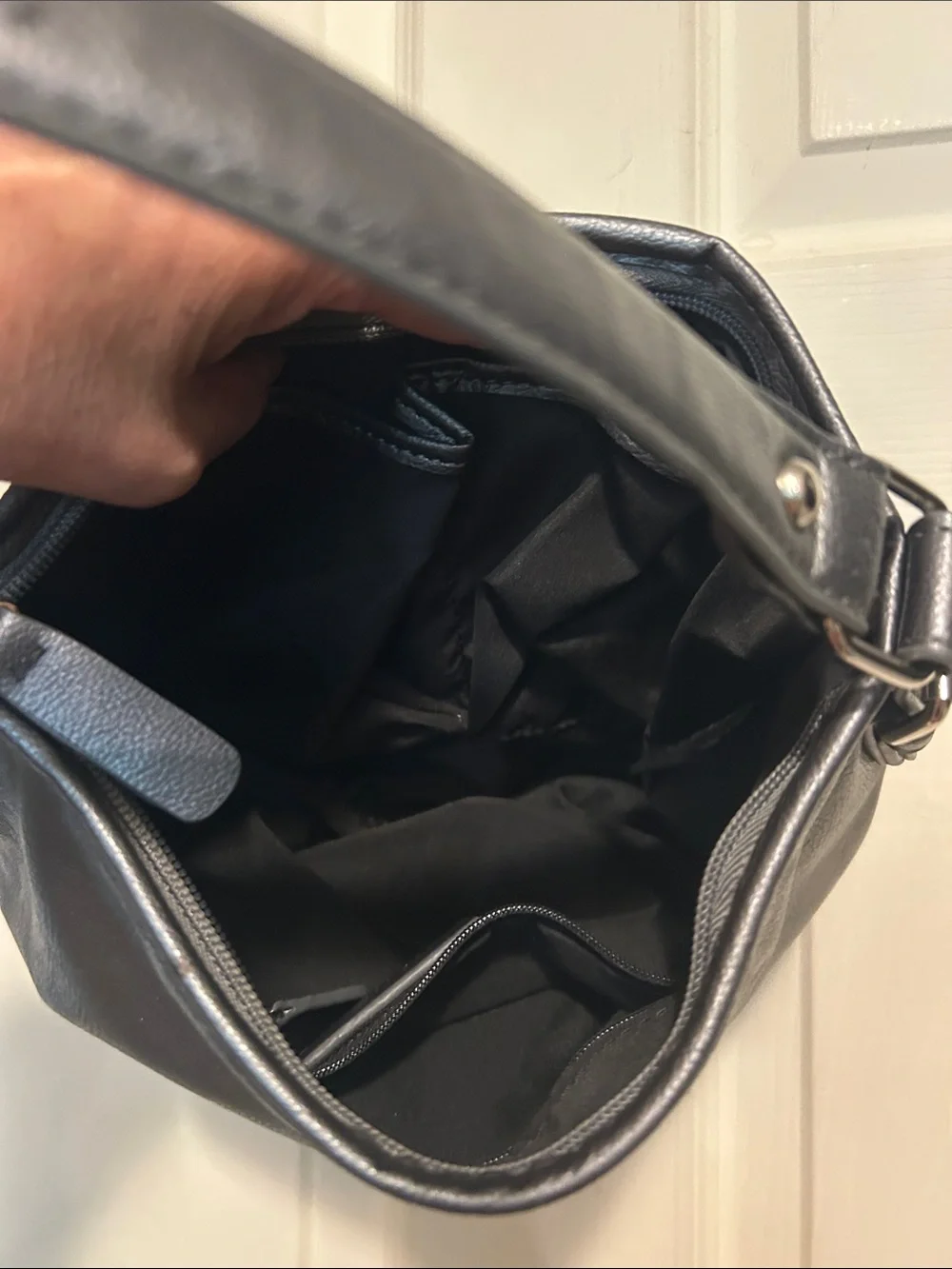 Nine & Co. Gray Faux Leather Shoulder Bag